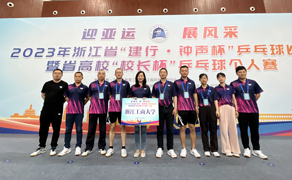 集体照_副本.jpg 集体照_副本.jpg