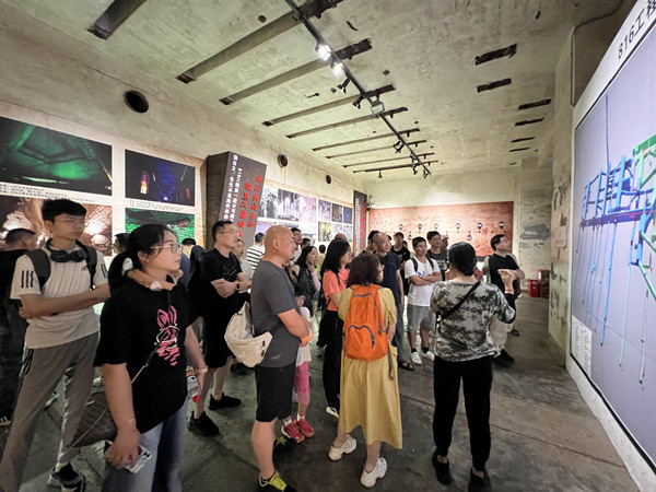 重庆1_副本.jpg 重庆1_副本.jpg